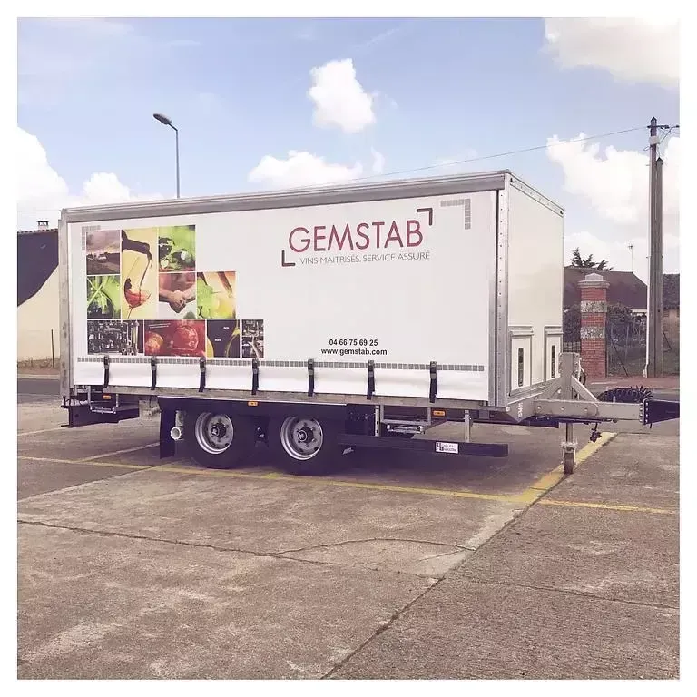 Vehicule embouteillage Richelieu industrie (8)